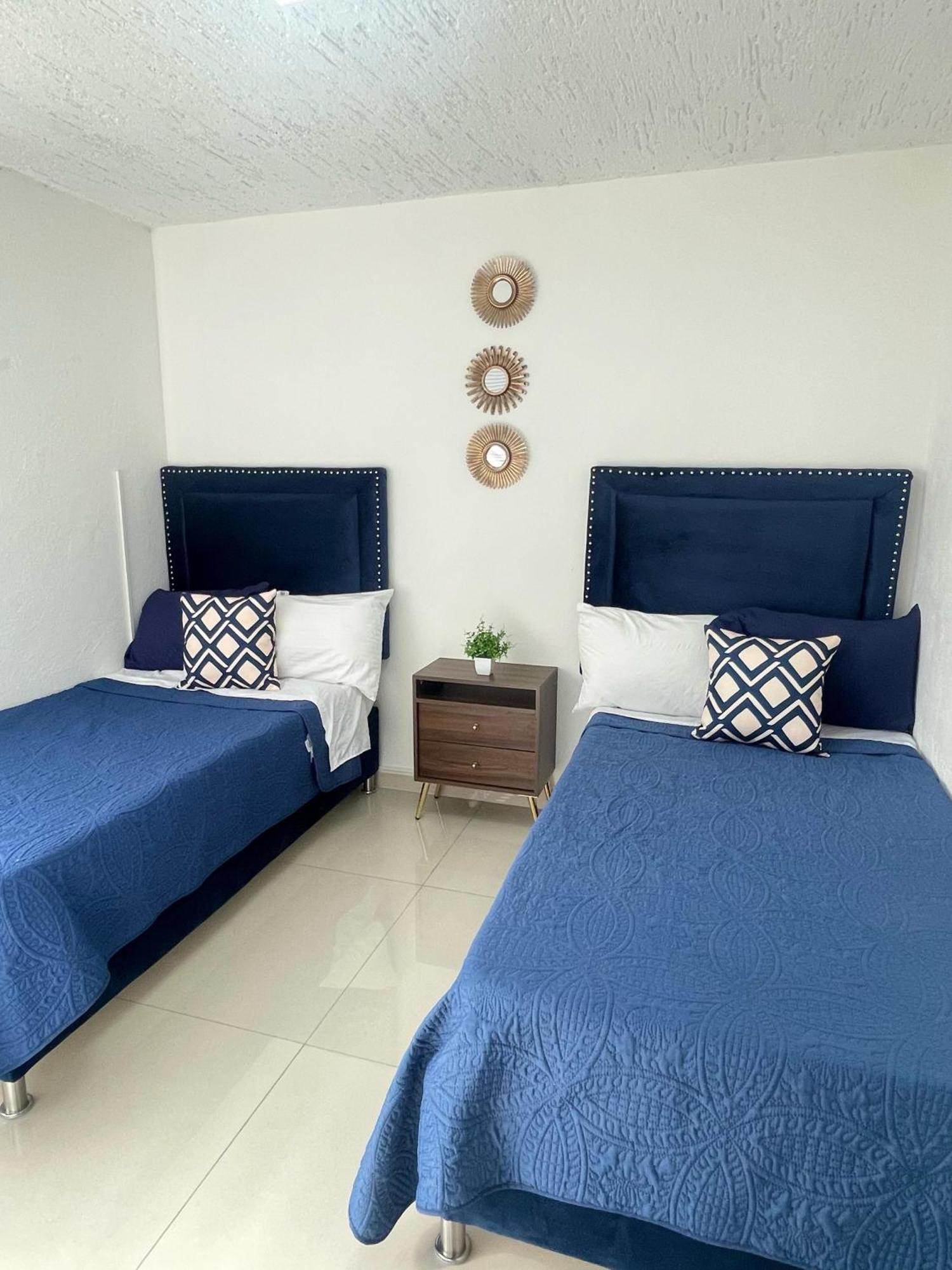 Suites Jacarandas 203 Guadalajara Extérieur photo